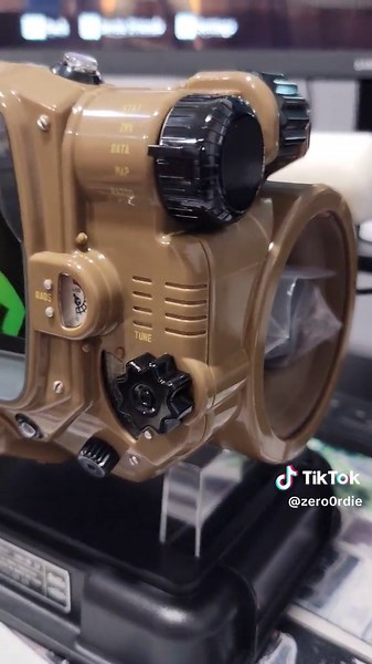 Fallout 4 Pip-Boy Edition Unboxing and Review