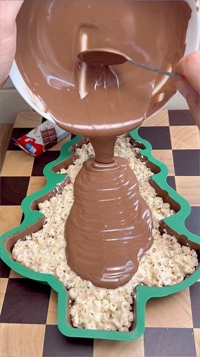 2M views · 8.9K reactions | 6 easy Christmas tree mould treats  #FestiveTreats #holidayseason | Adrian Ghervan | Facebook