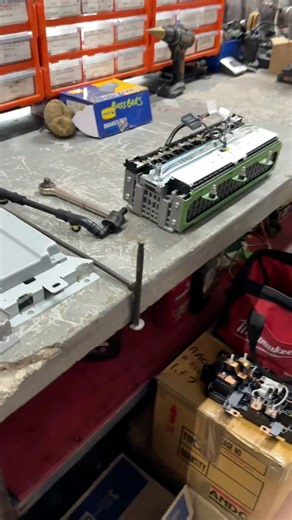 8.4K views · 197 reactions | Nissan Note e-POWER HE13 Battery Service #nissannote #epower | Hybrid Solution Diagnostics | Facebook