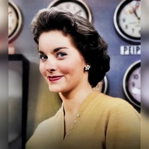 736K views · 1K reactions | This actress was Miss America 1955! This legendary actress is still turning heads nearly 7️⃣ decades later! At 8️⃣9️⃣ years old, she’s still rocking that iconic smile. Want to see how she looks now? See all the photos!  | Christie Dutton | Facebook