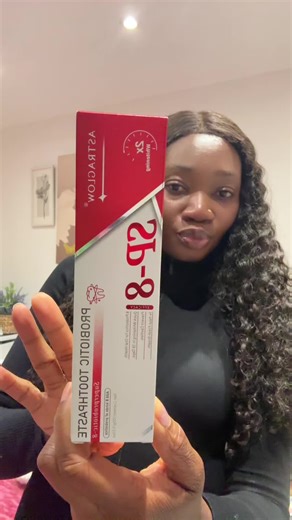 Usage: Apply toothpaste to your toothbrush and brush your teeth for 3 minutes, using an up-and-down motion from the inside out. For best results, brush twice daily. Morning and night. After brushing, keep the toothpaste in your mouth for one minute before rinsing with water. #astraglow #toothpaste #teethwhitening #tiktokmademebuyit #tiktokshop #yellowteeth #fyp