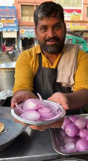 Simple Egg Cutter Becomes Onion Slicing Machine! #desijugaad