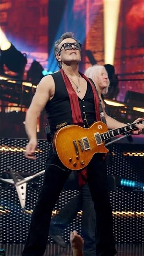 Take it, take it, take it from me 🎥 Ryan Sebastyan #rock #defleppard #classicrock