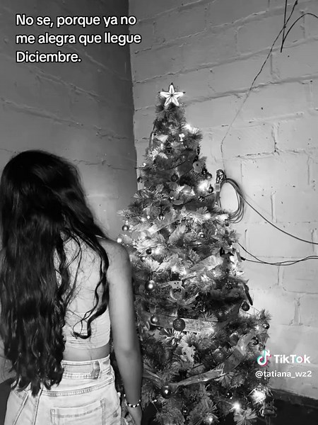 ☹️🌲. #paratiiiiiiiiiiiiiiiiiiiiiiiiiiiiiii #paratiiiiiiiiiiiiiiiiiiiiiiiiiiiiiii #navidad