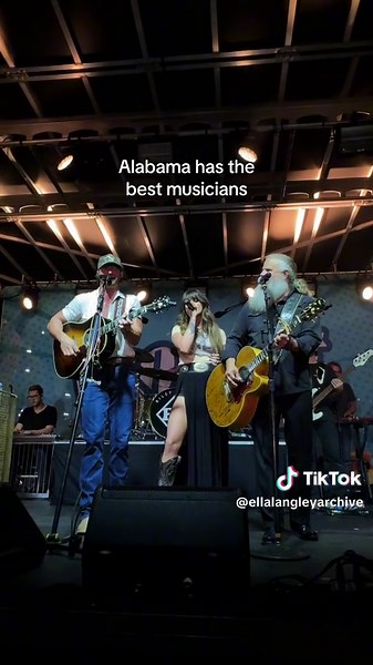 Ella Langley, Riley Green, and Jamey Johnson Live Performance