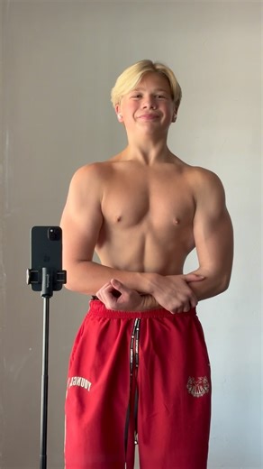 1M views · 1.6K reactions | I’m back - Pants dropping in 4 on 23rd @youngla - - #fitnessmotivation #workoutvideo #fitfam #gymtime #fitlife #gymlife #fitnessjourney #workoutmotivation #fitnessgoals #gains #exercise #fitnessinspiration #fitvideos #fitnessaddict #fitnesstips #getfit #fitvideos #fitinspiration #sweat #cardio #strengthtraining #gymvideos #fitnesscommunity #trainhard #fitnessvideos #workoutinspiration #fitnessmodel #explorepage #fitspo #fitbody | Eric English | Facebook