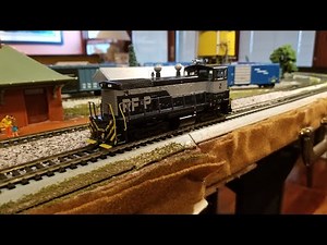 Review - Athearn RTR SW1500 with TCS WOWDiesel sound - RF&P #2