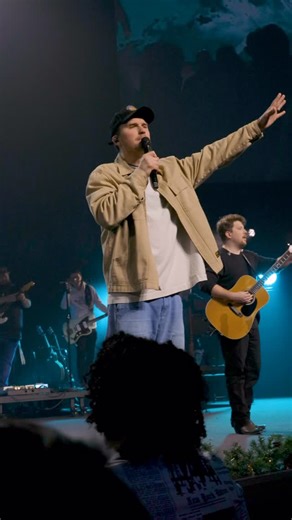 O come let us adore Him, Christ the Lord🎄 | Woodlands Worship