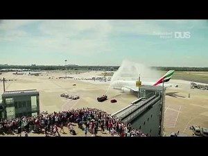 Emirates A380 Erstlandung am Düsseldorfer Airport