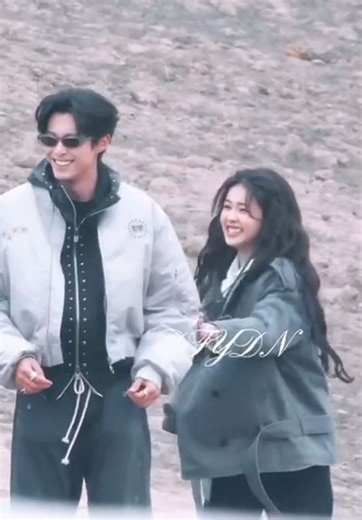 Bạch Lộc và Vương Hạc Đệ trong Show Vũ Trụ Lấp Lánh