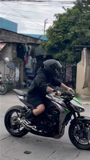 KAWASAKI Z1000 (My New Bike)