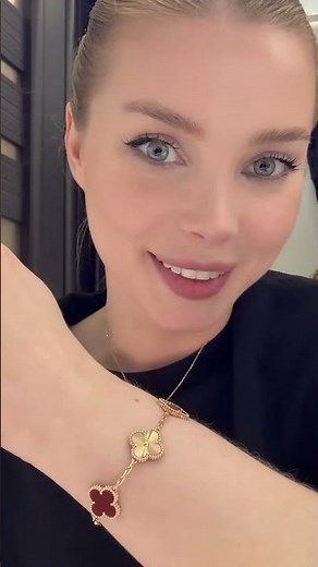 Unboxing the Van Cleef Rosegold carnelian guilloche bracelet 🍀 how to choose your size #vca #vanc...