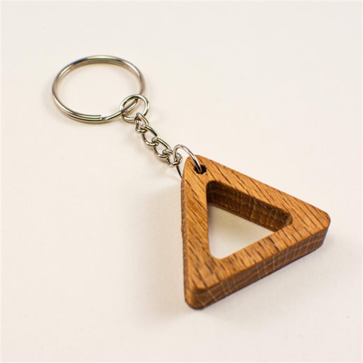 Minimal Oak Triangle Keychain - Etsy