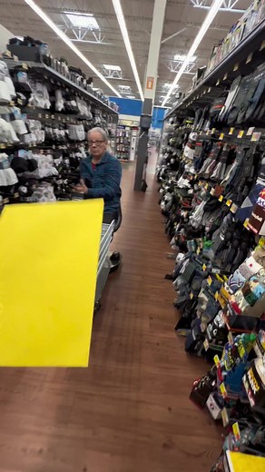 66K views · 8.2K reactions | I offered her two envelopes. One has money. One has nothing. | Zachary Impellicceiri | Facebook