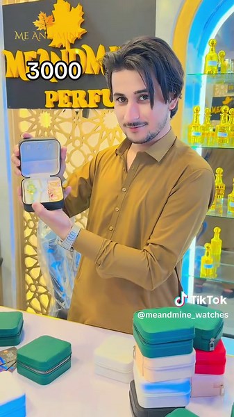 Me And Mine Watches For Ladies gifts box #meandmine🍁 #zindabadvines #watch #ladies #gifts @me and mine @SANAULLAH🦋 @Eisakhan Orakzai (EKO)