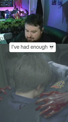 Gamer Gets DESTROYED By Obvious Jump Scare!