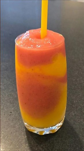 Non Alcoholic Strawberry Mango Drink 🍓🥭 #mocktail