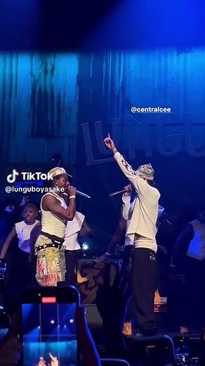 Central Cee Performing 'Wave' in Paris | Live Concert Highlights