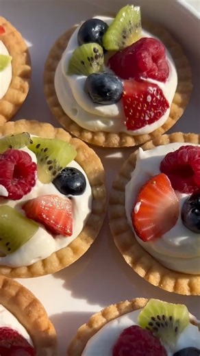 1.3K views · 15 reactions | Save this easy mini fruit tarts recipe for your Mother's Day brunch!  These Mini Fruit Tarts are the perfect individual-sized dessert for spring and summer! Each tart is made with a homemade sugar cookie crust and filled with mascarpone cream, then topped with fresh fruit. They’re as pretty as they are delicious! Get the recipe in the comments and follow Chef Savvy for more mini desserts! | Chef Savvy | Facebook