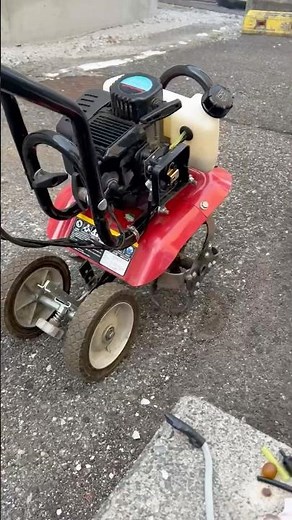 ミニ耕運機のプライマリーポンプと燃料ホースを交換しました！ 燃料を運ぶ大事なところです。新調して無事エンジンも快調にかかりました！ #キャブレター #エンジン工具 #農業 #スマイルサンタ松本店
