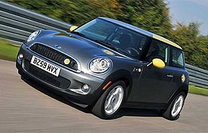 Mini E, pequeño, rápido y enchufable | Guioteca.com