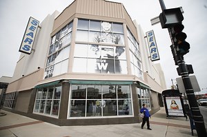 Sears to close last store in Chicago, the city that helped launch its growth into a major retail presence