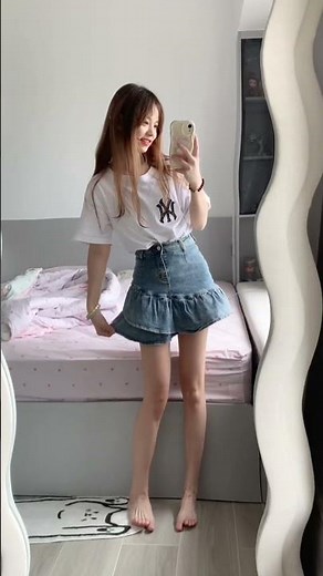 Flawless Legs & Beautiful Feet: A Perfect Showcase 💖👣 #PerfectBodyGoals