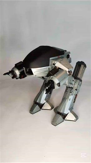 El ED-209 de NECA ya está listo para patrullar tu colección: articulado, detallado y con voz propia. 💥 Encuéntralo en Toys Master, Av. La Paz 138 – Miraflores. Donde el poder coleccionable cobra . . . . . . 🎬 adrianblack10 #ToysMaster #ED209 #NECA #RobocopLegacy #ColeccionistasPerú #GeekPower | Toys Master