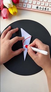 Write the number 6 and cut out a beautiful snowflake. It's so pretty!