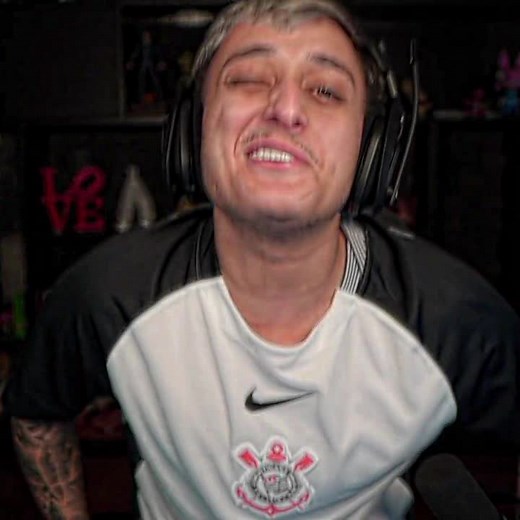 Dona Peça: A Streamer em Vegas