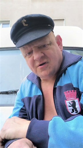 Käpt'n hat Biel erreicht - Le capitaine est arrivé à Bienne! 21.Januar 2026 Atomic Café | Rummelsnuff