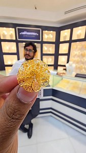 22k Turkish Net Flower Design Necklace Available DUBAI Al HASEENA JEWELERY By Muhammed Haji #luxury #dubai #burdubai #uae #22kgold #tiktok #love #24k #india #model #Gold #style #22k #alhaseenajewellers | Al Haseena Jewellery