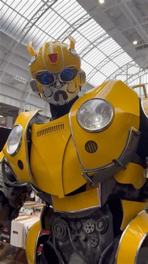 Old Friend Bee #bumblebee #transformers #universalstudios