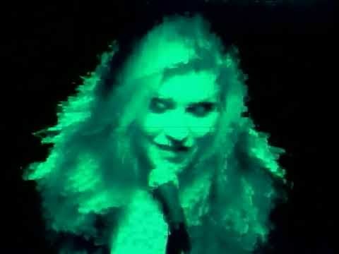 𝗕𝗟𝗢𝗡𝗗𝗜𝗘 - 𝙈𝙖𝙧𝙞𝙖 1999