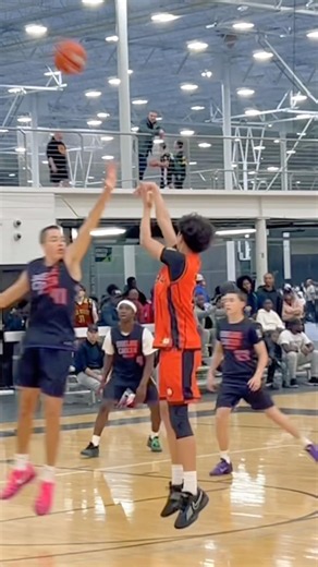 Mekhi with the 3 from top of the key 🏀🔑 #shorts #kobe #basketball #ballislife #michaeljordan #aau