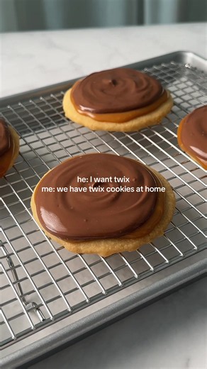 Easy Twix Cookies Recipe 🍪🍫