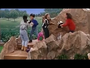 Barney Song : Me And My Teddy (Going On A Bear Hunt)