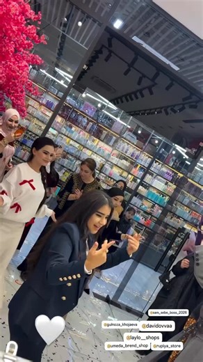 @niluj_on2 on Instagram: "💕💕💕💕💕💕💕💕💕💕💕💕💕💋💋💋💋💋"