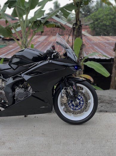 black to return #cbr250rr #cbr250rrindonesia #cbr250rrmodification