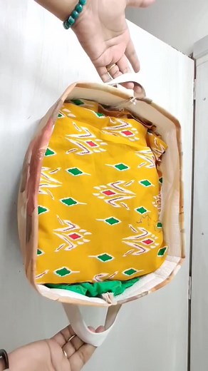 Reuse old bedsheet hacks #reel #facebookreel #oldbedsheethacks #reusoldbedsheetidea | Creativity With Reena