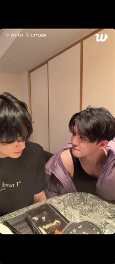 Nonton Live Jeno dan Jaemin: Momen Tatapan Menawan