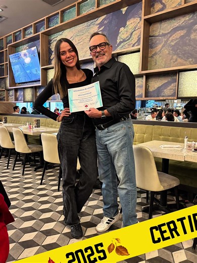 ENTREGA DE CERTIFICADOS OTOÑO ‘25 🎯 ¿Quieres mejorar tu pronunciación del francés? ¡Sígueme y empieza hoy! 🗣️ Prof. Sergio Tomassi – Fonética para hispanohablantes #FonéticaDelFrancés #FrancesParaHispanohablantes #FrancésParaLatinos #AprendeFrancés #PronunciaciónCorrecta