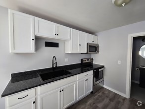 Apartments for Rent in Gardiner ME - 9 Rentals | Apartments.com