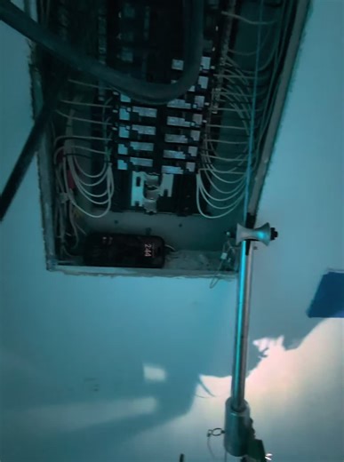 Meet the Best Electricians in Town - Your Go-To Experts!