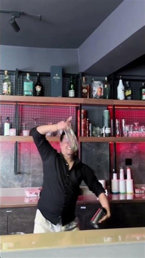 Working Flair Bartending #bartending #cocktails #flairbartending #mixology #bartenderlife