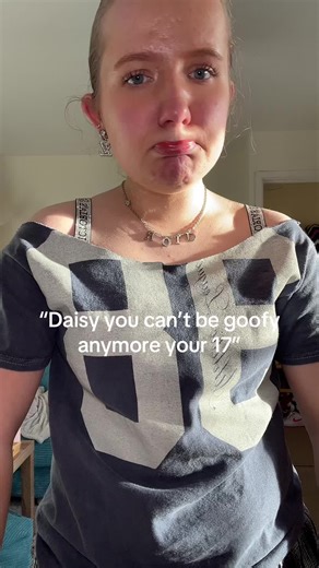 Don’t even know what this is 😂 DAISEEMEROLLIN | Daisy Me Rollin'