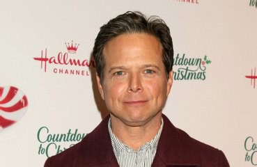 Scott Wolf has been granted temporary custody of his children