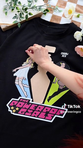 The Power Pop Girls Group ❤️‍🔥 #charlixcx #360 #brat #charlixcxfan #popstars #yourthemurder #BRAT #charlixcxcrash #vondutch #sabrinacapenter #sabrina #pleasepleaseplease #espresso #sabrinafans #coachella #chappell #ChappellRoan #pinkponyclub #squidward #HOTTOGO #chappellroantour #chappellroanconcert #pride #lesbian #gaytiktok #goodluckbabe #favoriteartist #midwestprincess #lgbt #mykinkiskarma #summervibes #SummerFashion