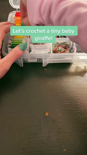 Creating a Mini Crochet Giraffe Tutorial