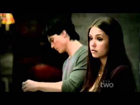 3x09 Damon & Elena Bathroom scene - Vampire Diaries Homecoming